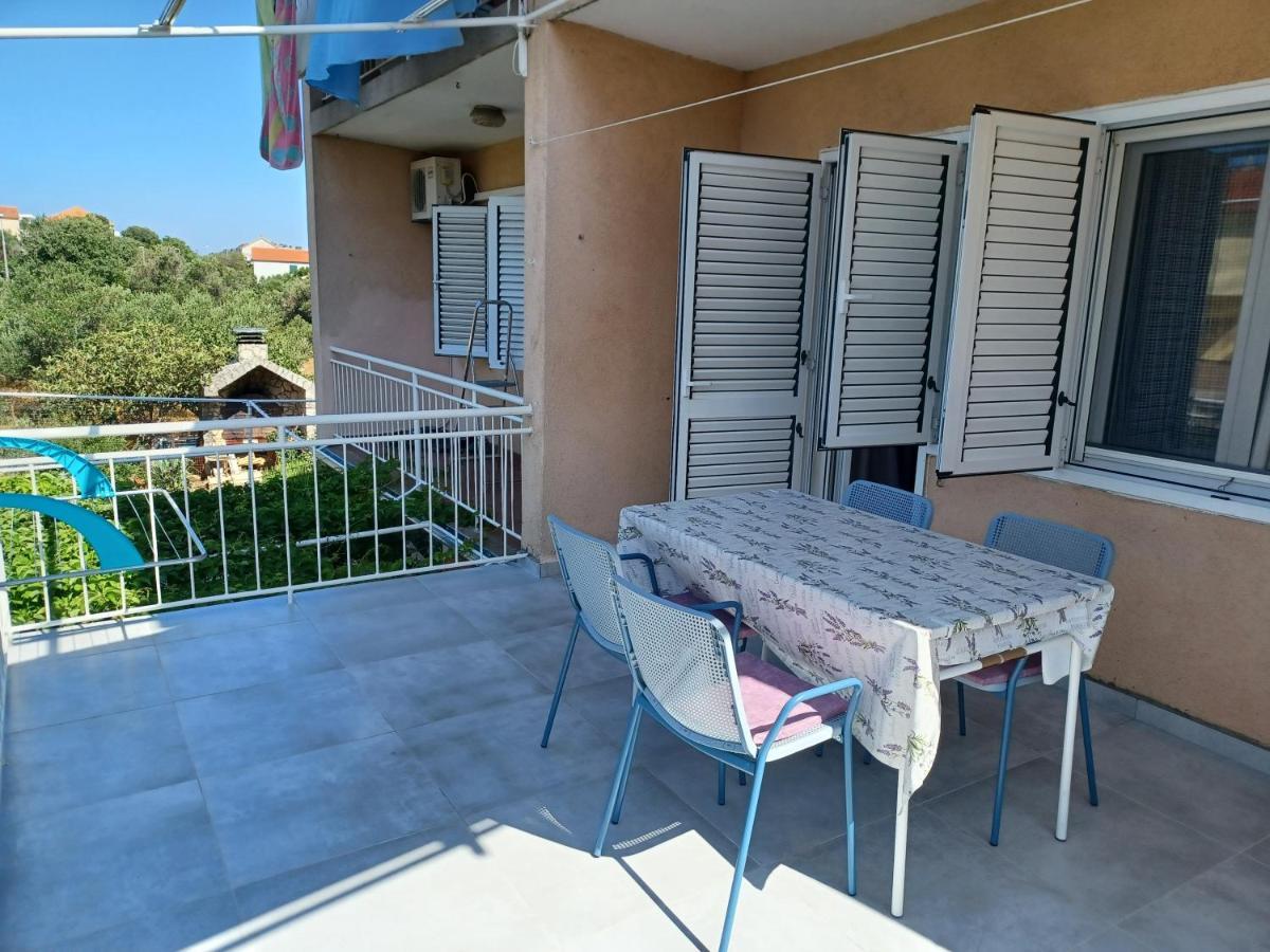 Apartmani Ramesa Murter Luaran gambar