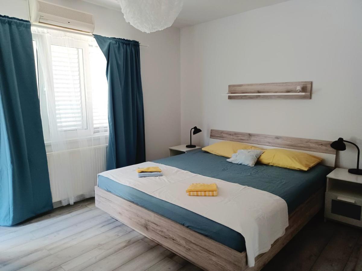 Apartmani Ramesa Murter Luaran gambar